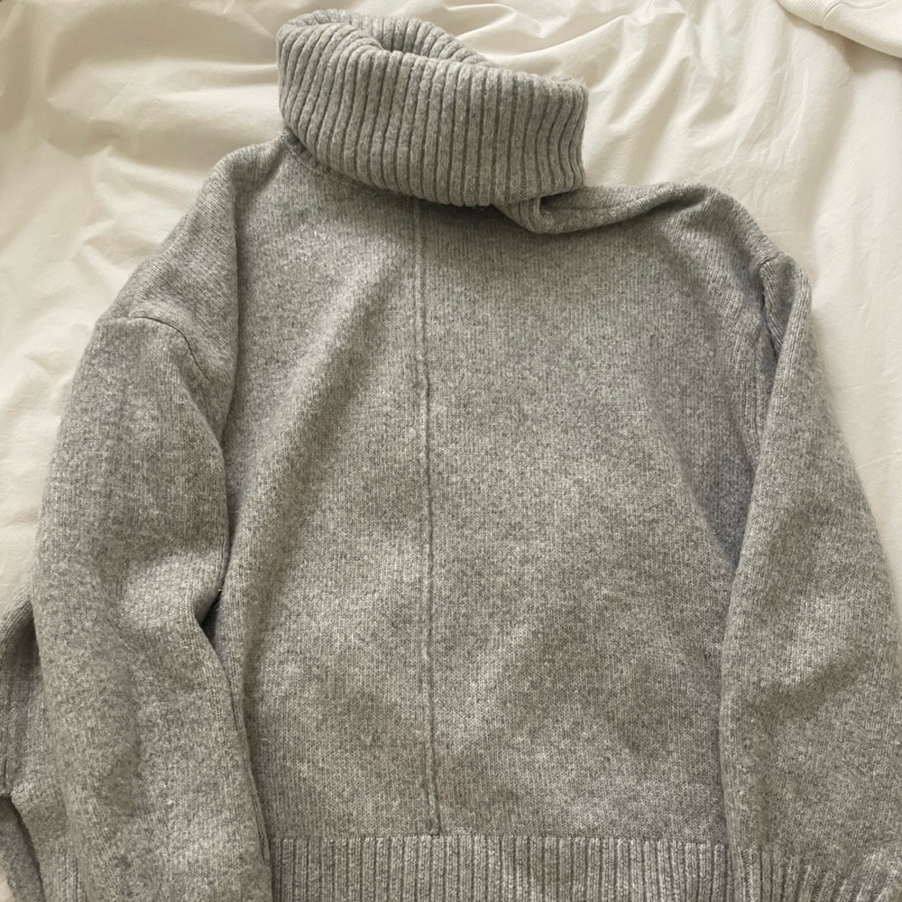H&am oversized turtleneck sweater
